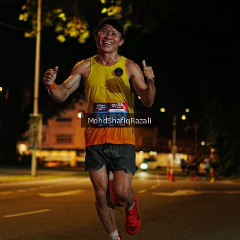 Runner Photo 4053656