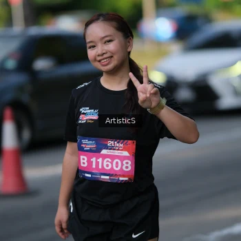 Runner Photo 4053663