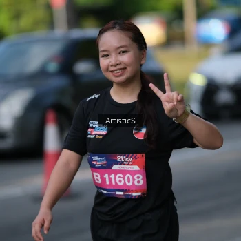 Runner Photo 4053666