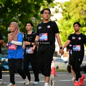 Runner Photo 4053676