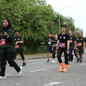 Runner Photo 4053677