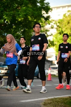 Runner Photo 4053695