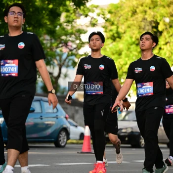 Runner Photo 4053697