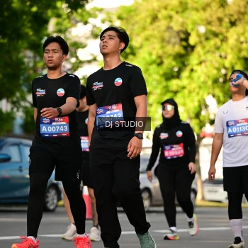 Runner Photo 4053711