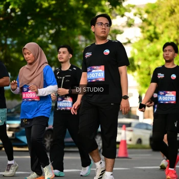 Runner Photo 4053715