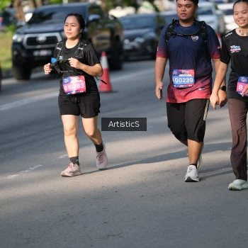 Runner Photo 4053717