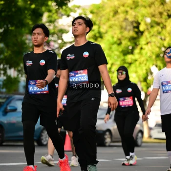 Runner Photo 4053750