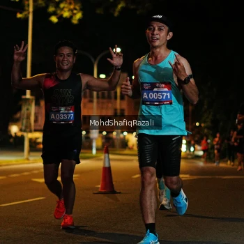 Runner Photo 4053773