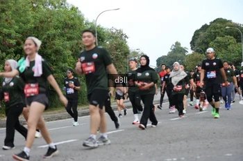 Runner Photo 4053796