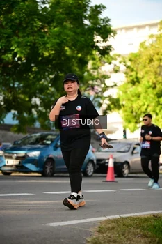 Runner Photo 4053819