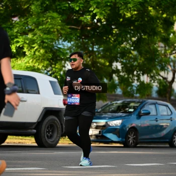 Runner Photo 4053849