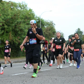Runner Photo 4053850