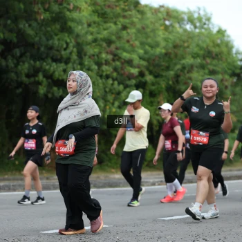 Runner Photo 4053875