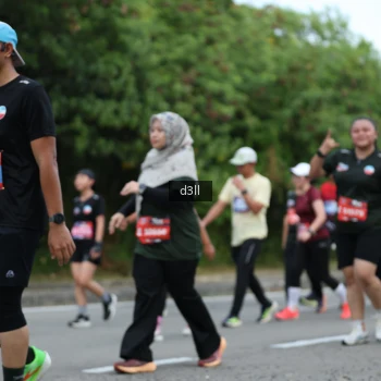 Runner Photo 4053876