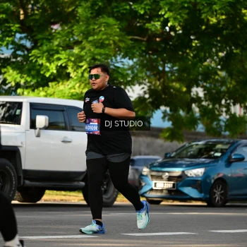 Runner Photo 4053880