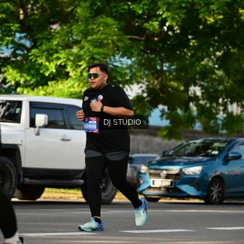 Runner Photo 4053881