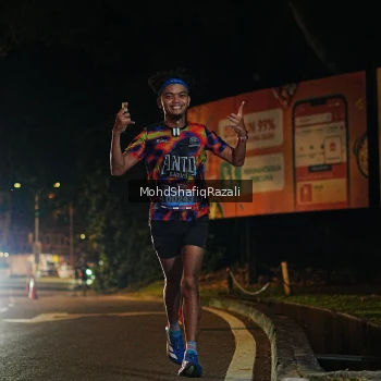 Runner Photo 4053899