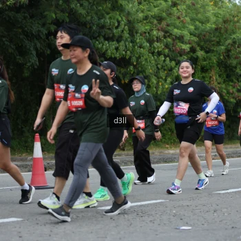 Runner Photo 4053935
