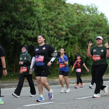 Runner Photo 4053945