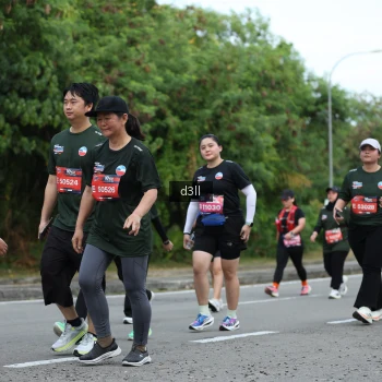 Runner Photo 4053975