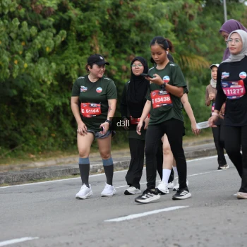 Runner Photo 4054045