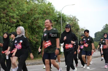 Runner Photo 4054060