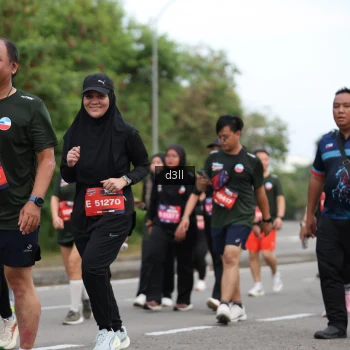 Runner Photo 4054083