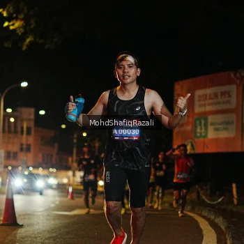 Runner Photo 4054099
