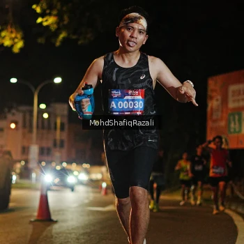 Runner Photo 4054108
