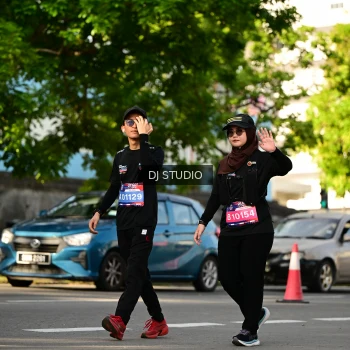 Runner Photo 4054125