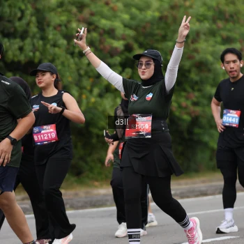 Runner Photo 4054133