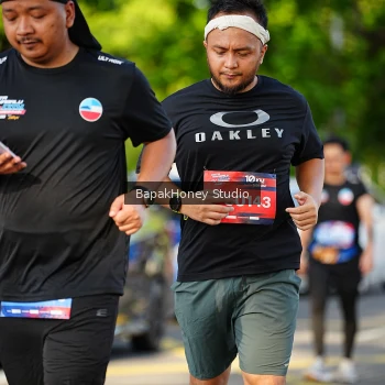 Runner Photo 4054156