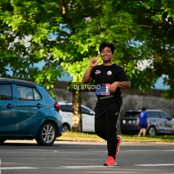 Runner Photo 4054161