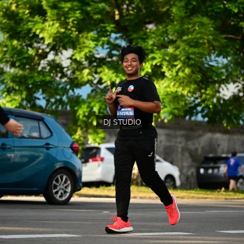 Runner Photo 4054195
