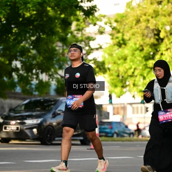 Runner Photo 4054303