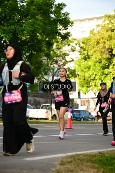 Runner Photo 4054315
