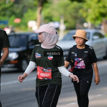 Runner Photo 4054317