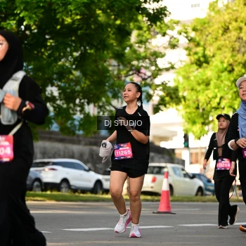 Runner Photo 4054342