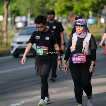 Runner Photo 4054393