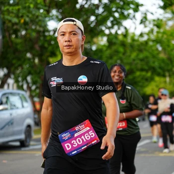 Runner Photo 4054397
