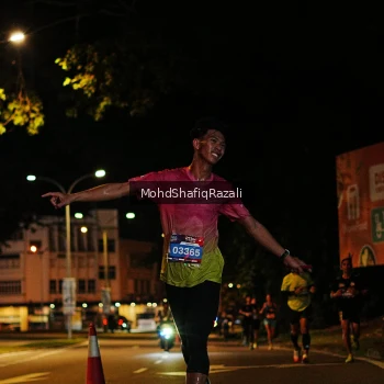 Runner Photo 4054415