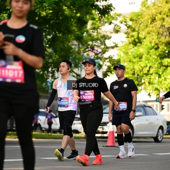 Runner Photo 4054444