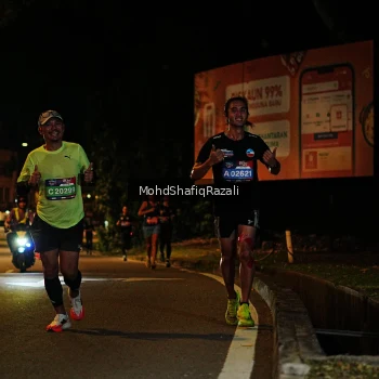 Runner Photo 4054445