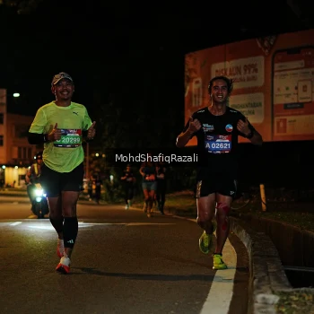 Runner Photo 4054452