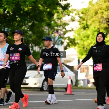 Runner Photo 4054468