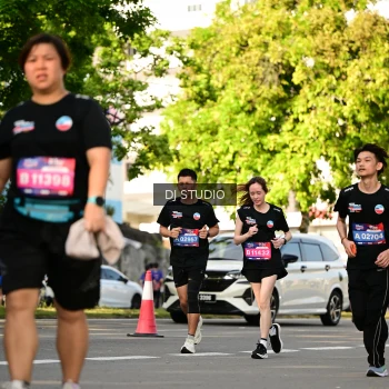 Runner Photo 4054594