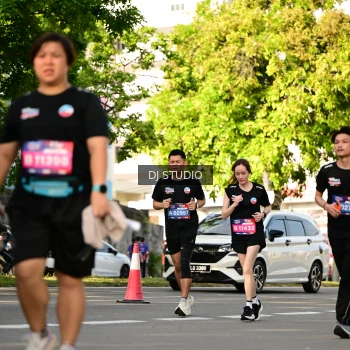 Runner Photo 4054596