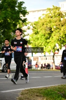 Runner Photo 4054614