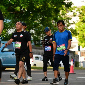 Runner Photo 4054666