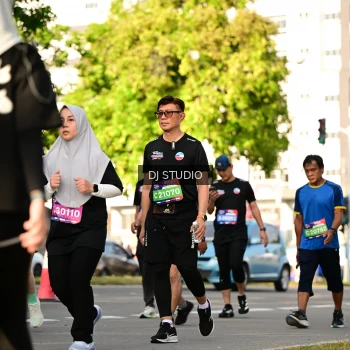 Runner Photo 4054670